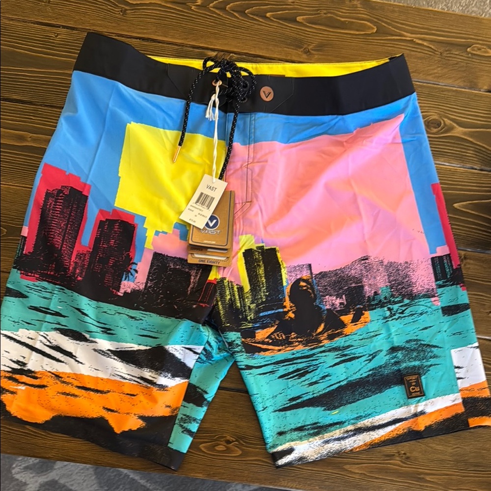 Vast Life Men's Multicolor Board Shorts